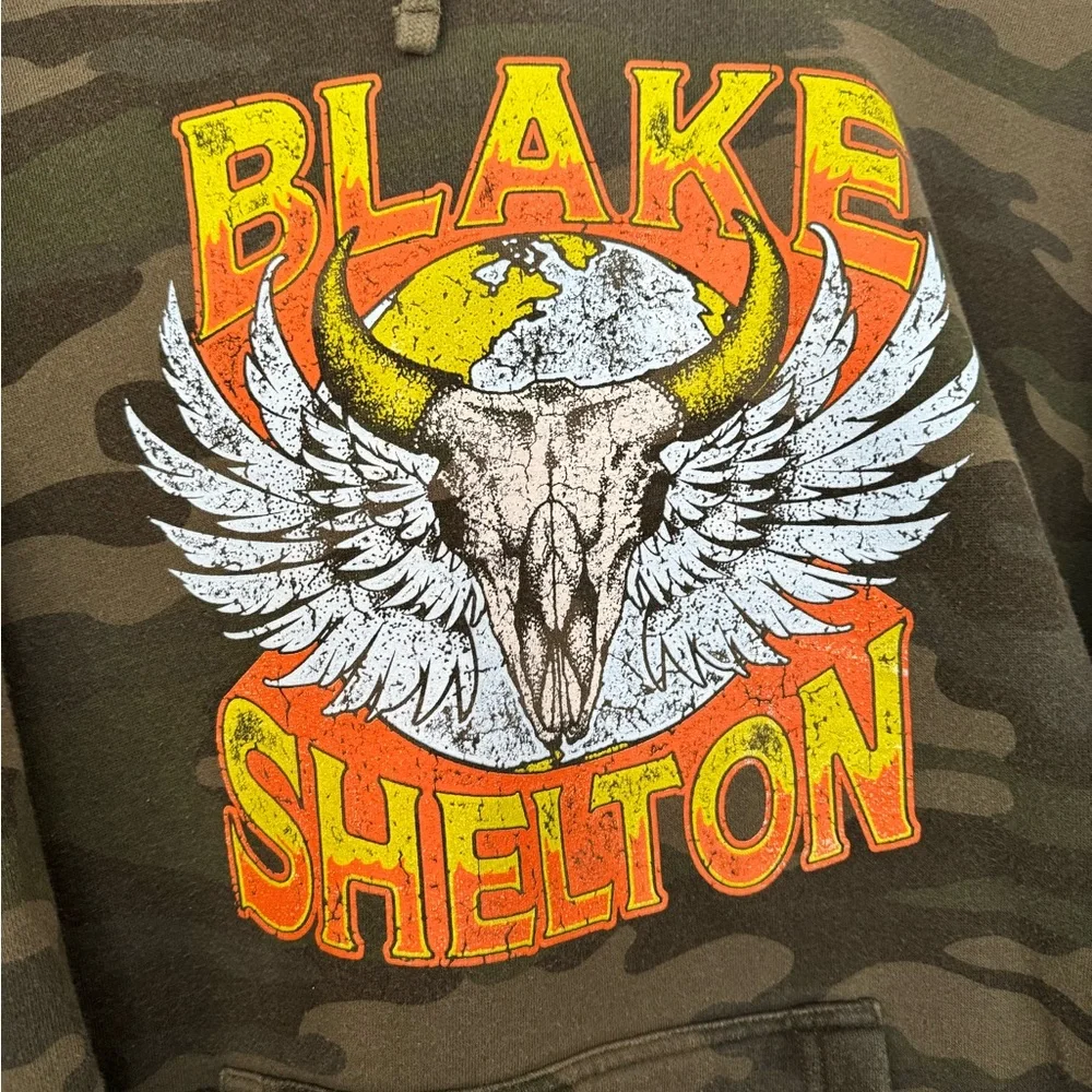 Blake Shelton Camouflage Hoodie - Picture 2 of 5